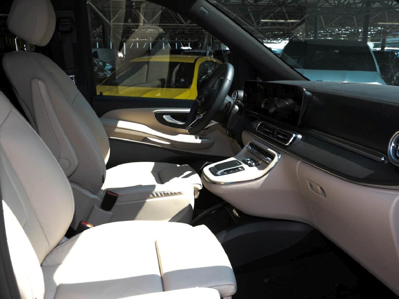 Mercedes-Benz V 250 d 4M AVANTGARDE Lang AMG Distronic AHK