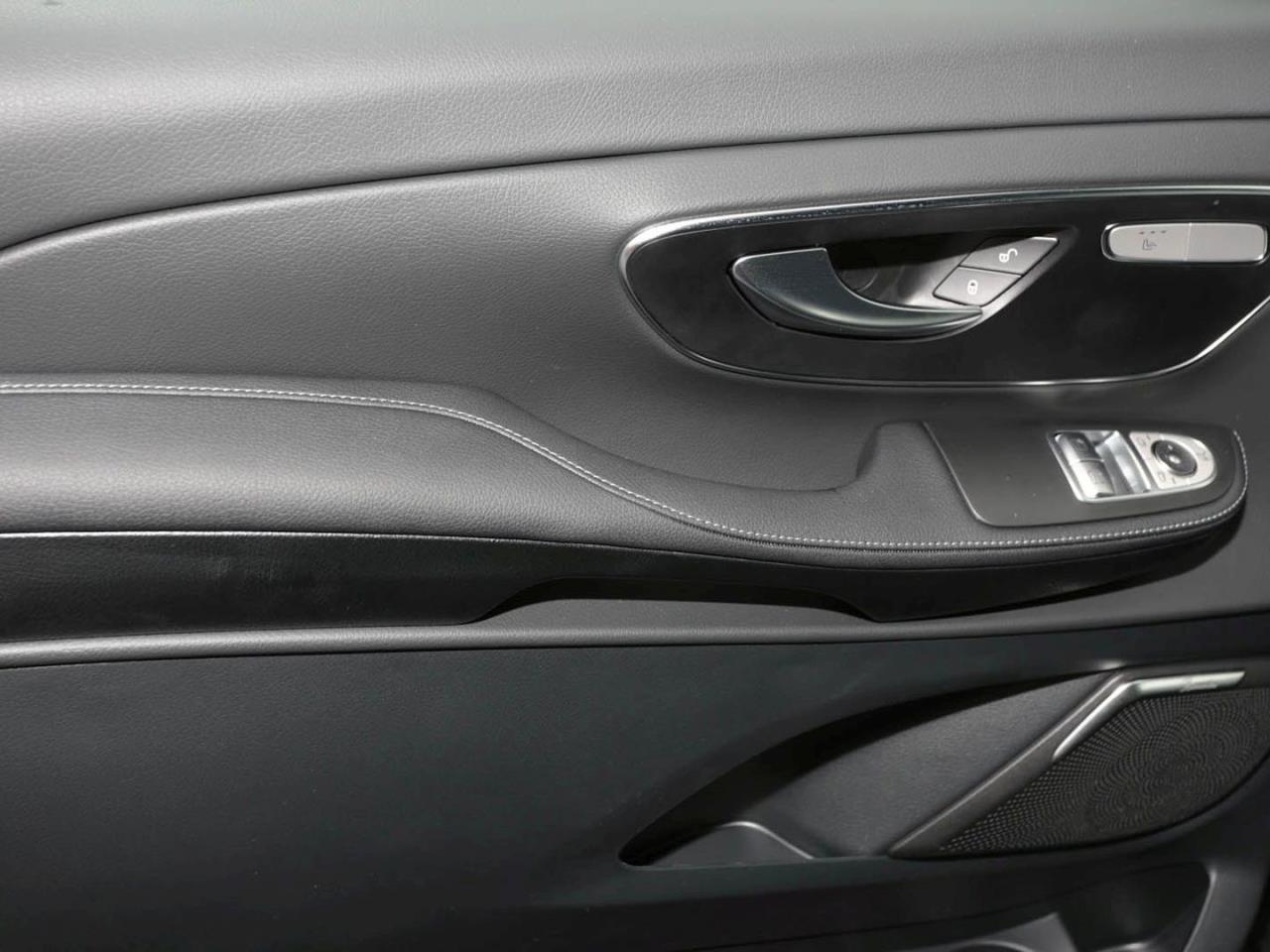 Mercedes-Benz V 250 d 4MATIC AVANTGARDE Extralang Distronic