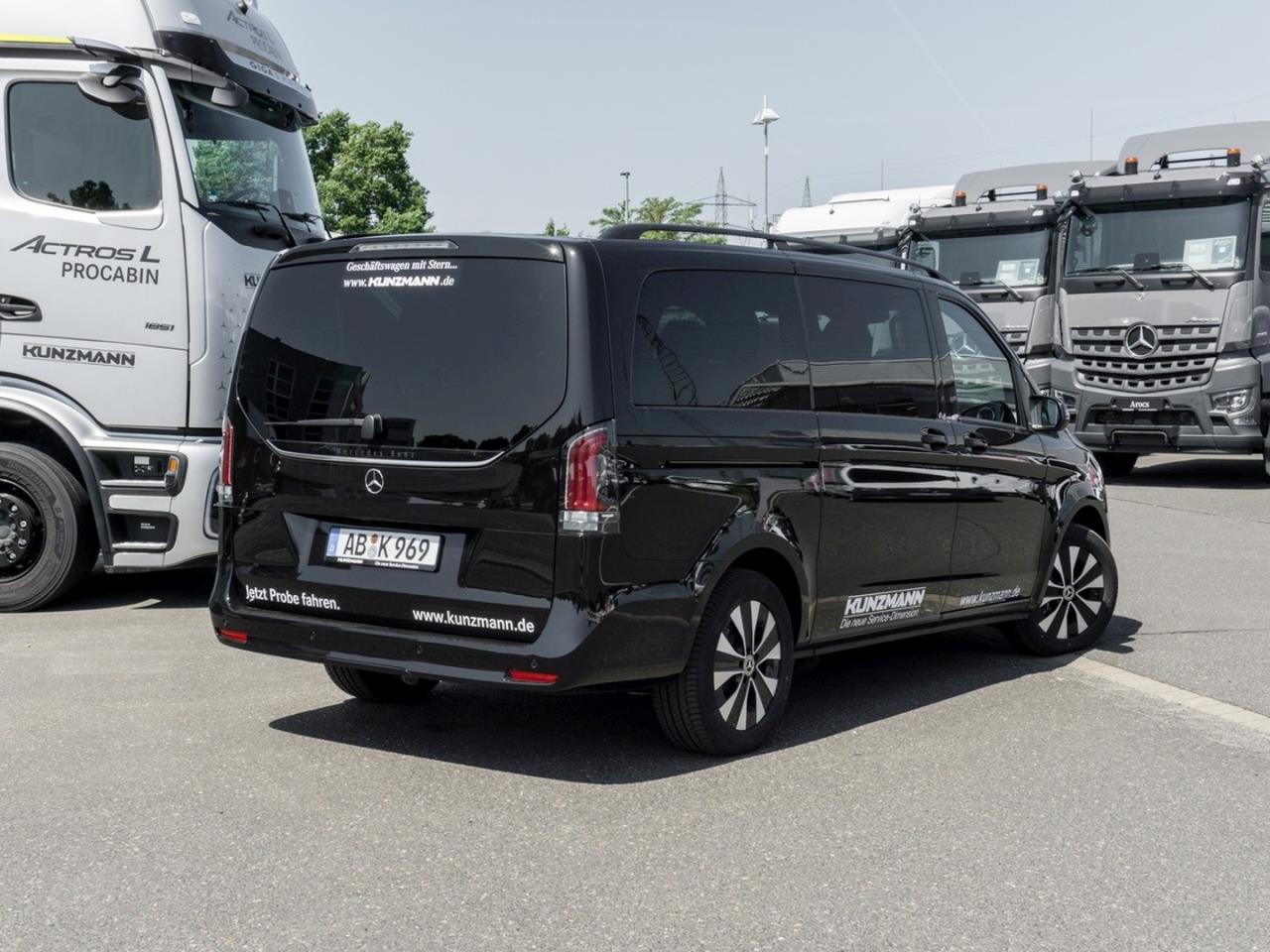 Mercedes-Benz V 250 d 4MATIC STYLE Lang Distronic AHK Standhzg Mercedes-Benz V 250 d 4MATIC STYLE Lang Distronic AHK Standhzg
