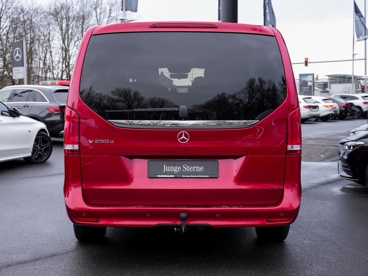 Mercedes-Benz V 250 d Avantgarde Edition Lang Standheizung AHK