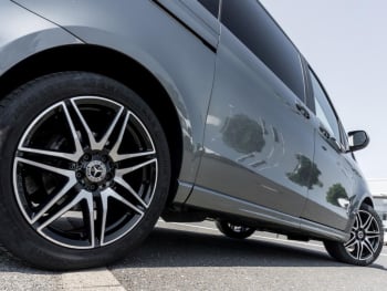 Mercedes-Benz V 250 d EDITION Lang AMG Night Navi+ AHK Kamera