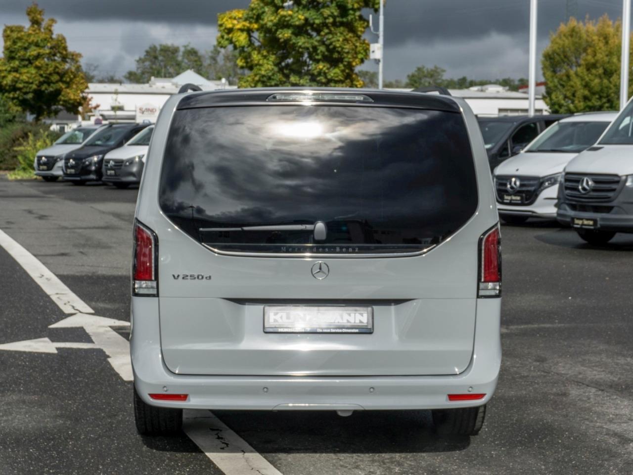 Mercedes-Benz V 250 d STYLE Extralang MBUX Distronic 360° AHK