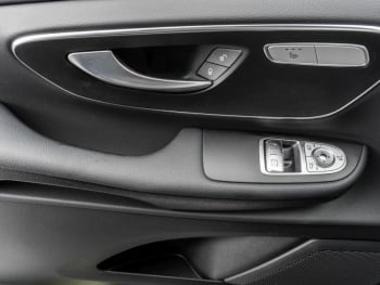 Mercedes-Benz V 250 d STYLE Lang Navi AHK Distronic EasyPack