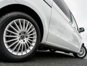 Mercedes-Benz V 250 d STYLE Lang Navi AHK Distronic EasyPack
