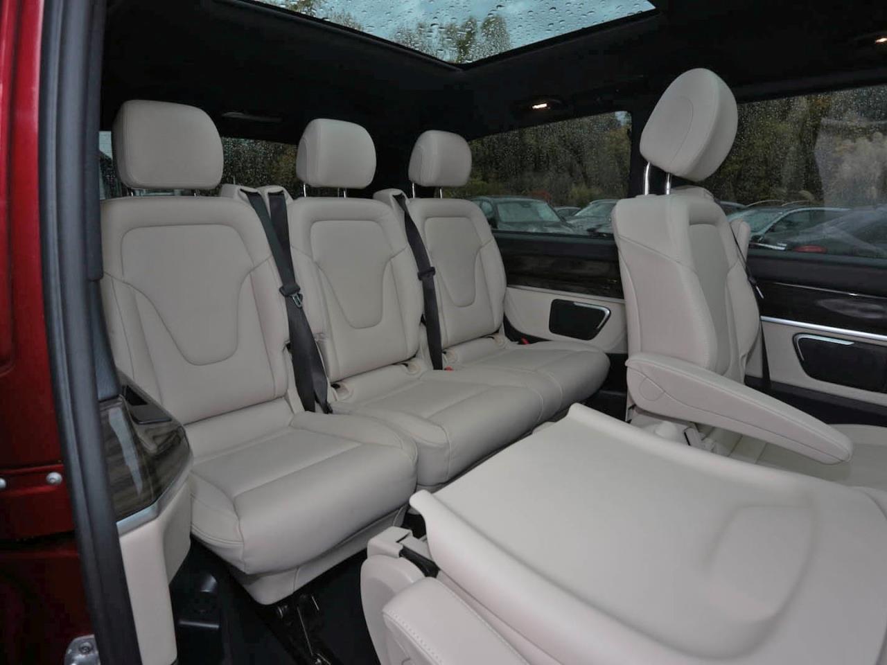 Mercedes-Benz V 300 d 4M Avantgarde Edition lang AHK Panorama