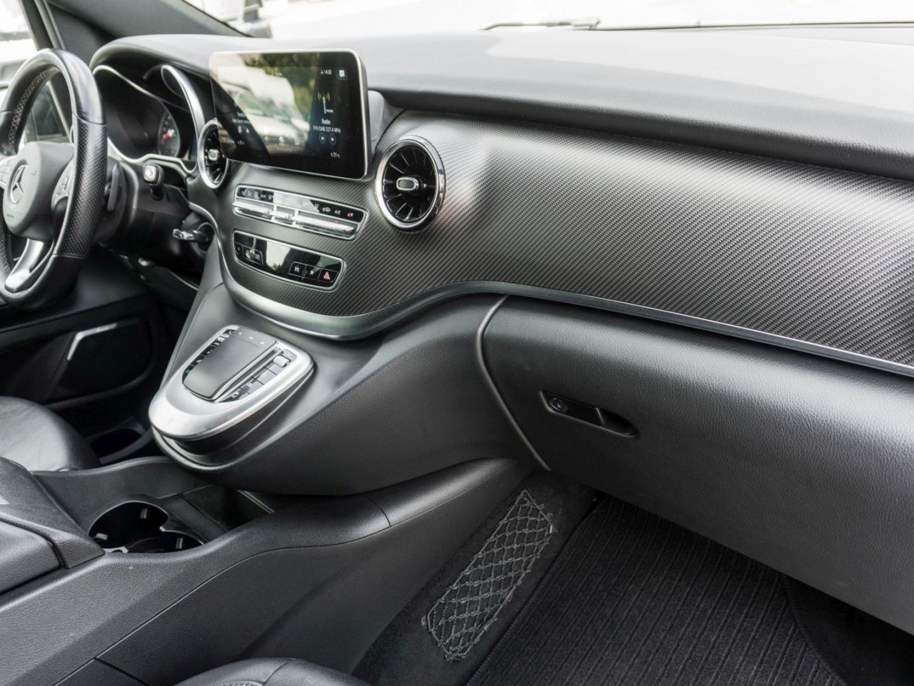 Mercedes-Benz V 300 d 4M AVANTGARDE EDITION lang Night AHK Mercedes-Benz V 300 d 4M AVANTGARDE EDITION lang Night AHK