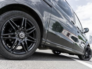 Mercedes-Benz V 300 d 4M AVANTGARDE EDITION lang Night AHK