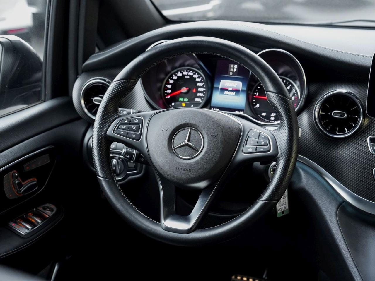 Mercedes-Benz V 300 d 4M Avantgarde EDITION Lang AMG 360° AHK