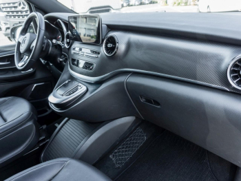Mercedes-Benz V 300 d 4M Avantgarde Edition lang AMG Night AHK