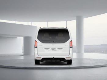 Mercedes-Benz V 300 d 4M AVANTGARDE Lang Night Distronic AHK