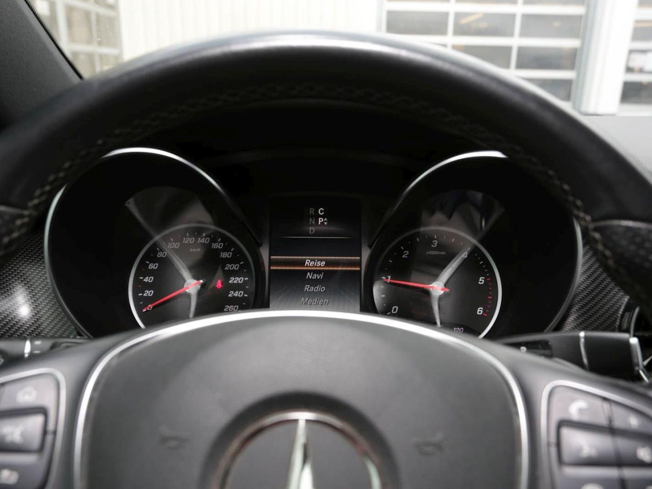 Mercedes-Benz V 300 d 4M EDITION Lang AMG Comand Kamera AHK