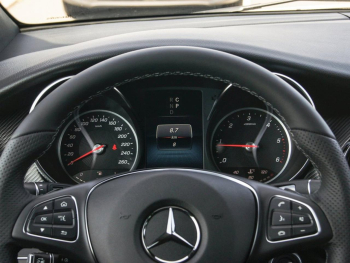 Mercedes-Benz V 300 d 4M Edition lang AMG Night MBUX Navi AHK 