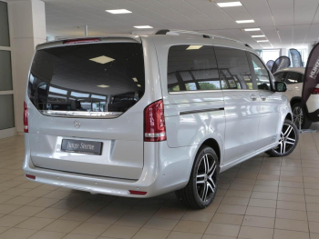 Mercedes-Benz V 300 d 4M Exclusive Edition lang AMG Panorama