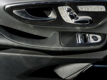 Mercedes-Benz V 300 d 4M EXCLUSIVE Extralang AMG Night AHK 360°