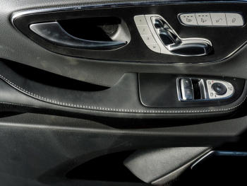 Mercedes-Benz V 300 d 4M EXCLUSIVE Extralang AMG Night AHK 360°