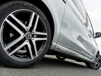 Mercedes-Benz V 300 d 4M EXCLUSIVE Lang Navi Standhzg 360° AHK