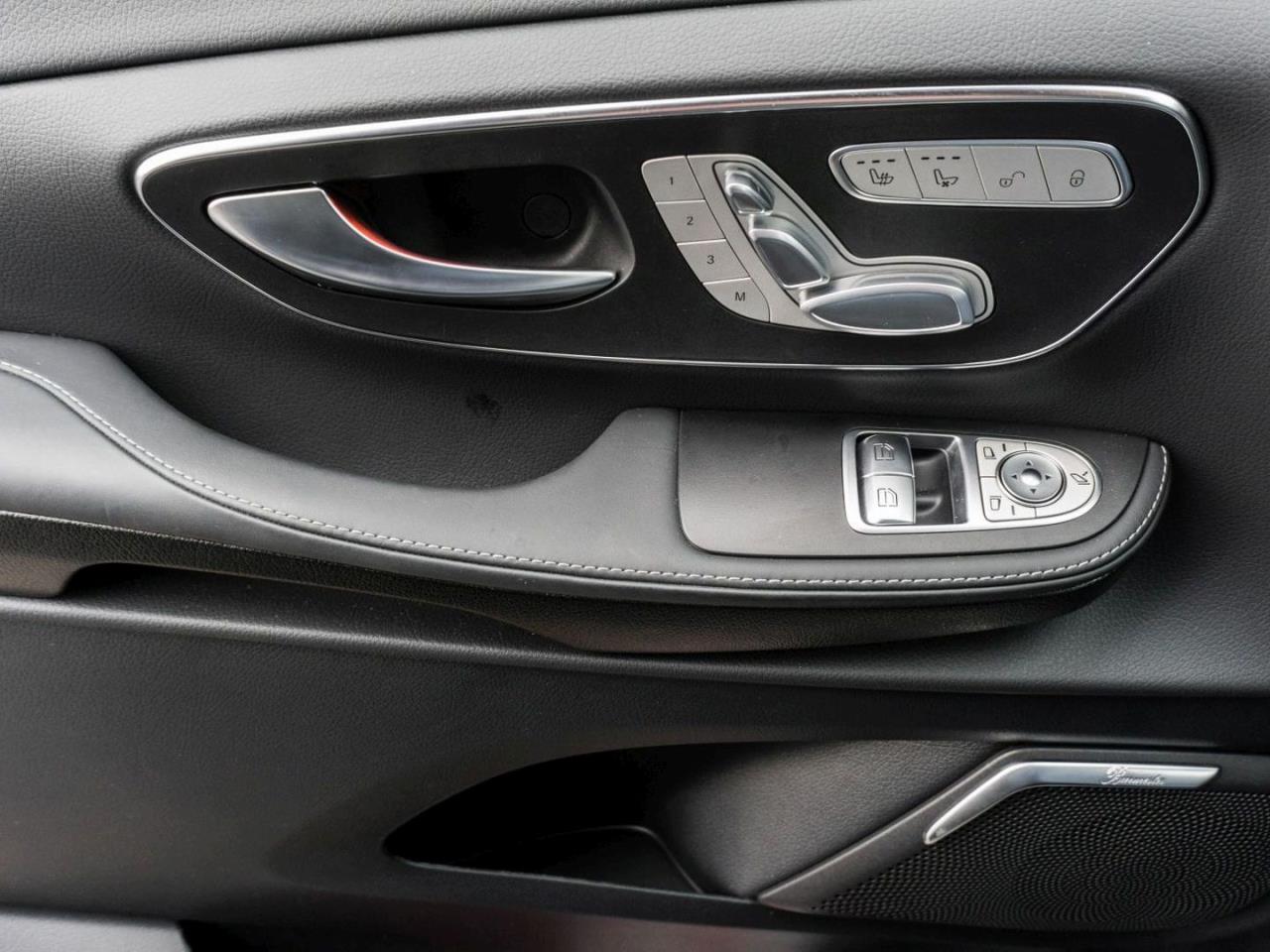 Mercedes-Benz V 300 d 4M EXCLUSIVE Lang Standhzg Distronic AHK