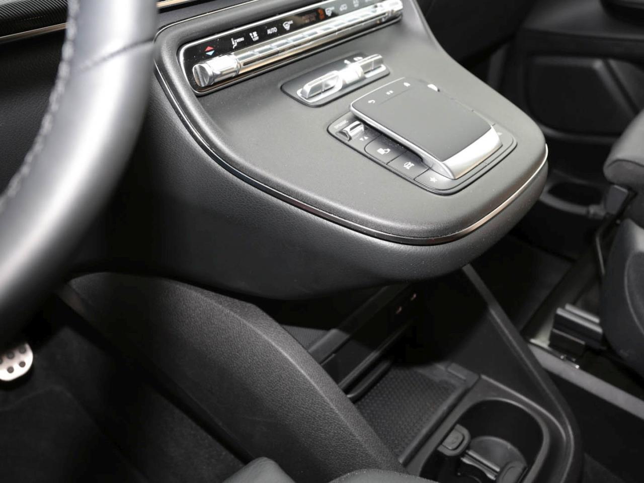 Mercedes-Benz V 300 d 4M Marco Polo Distronic Navi 360° AHK