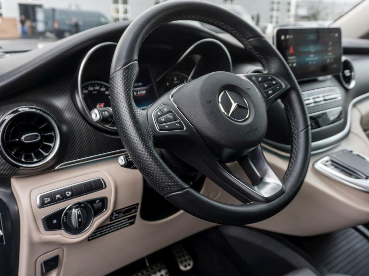 Mercedes-Benz V 300 d 4M Marco Polo Edition AMG Night Distronic