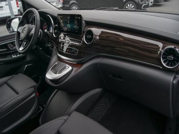 Mercedes-Benz V 300 d 4Matic Avantgarde Edition extralang AMG