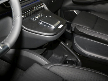 Mercedes-Benz V 300 d 4MATIC AVANTGARDE Lang Night Panorama