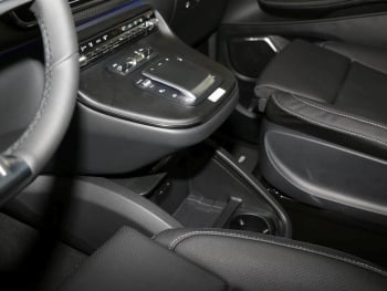 Mercedes-Benz V 300 d 4MATIC AVANTGARDE Lang Night Panorama