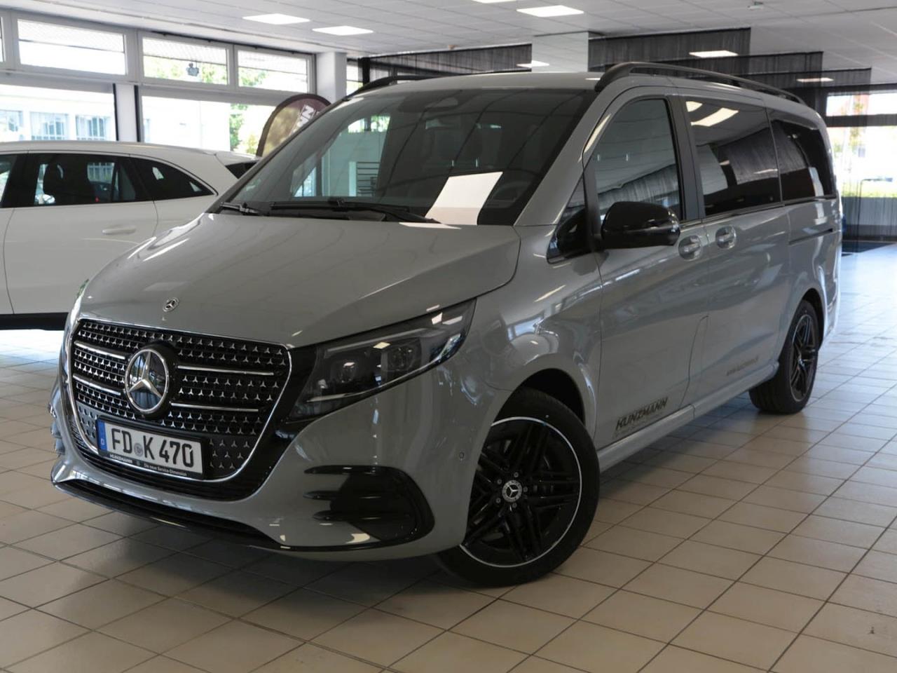 Mercedes-Benz V-Klasse V 300 d 4MATIC AVANTGARDE Lang Van / Kleinbus alpingrau