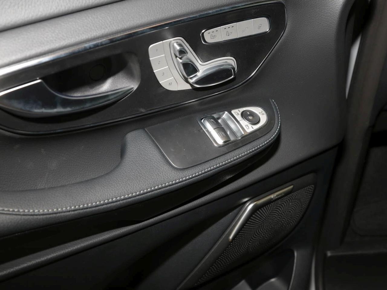 Mercedes-Benz V 300 d 4MATIC AVANTGARDE Lang Night Panorama