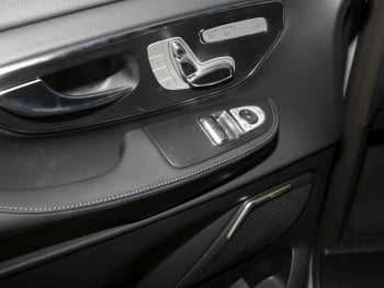 Mercedes-Benz V 300 d 4MATIC AVANTGARDE Lang Night Panorama