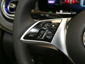 Mercedes-Benz V 300 d 4MATIC AVANTGARDE Lang Night Panorama