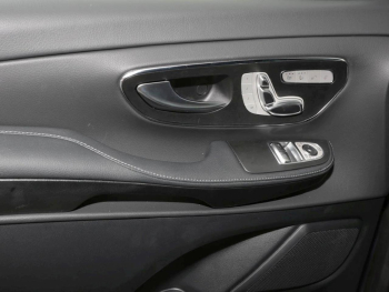 Mercedes-Benz V 300 d 4MATIC AVANTGARDE Lang AMG Night Panorama