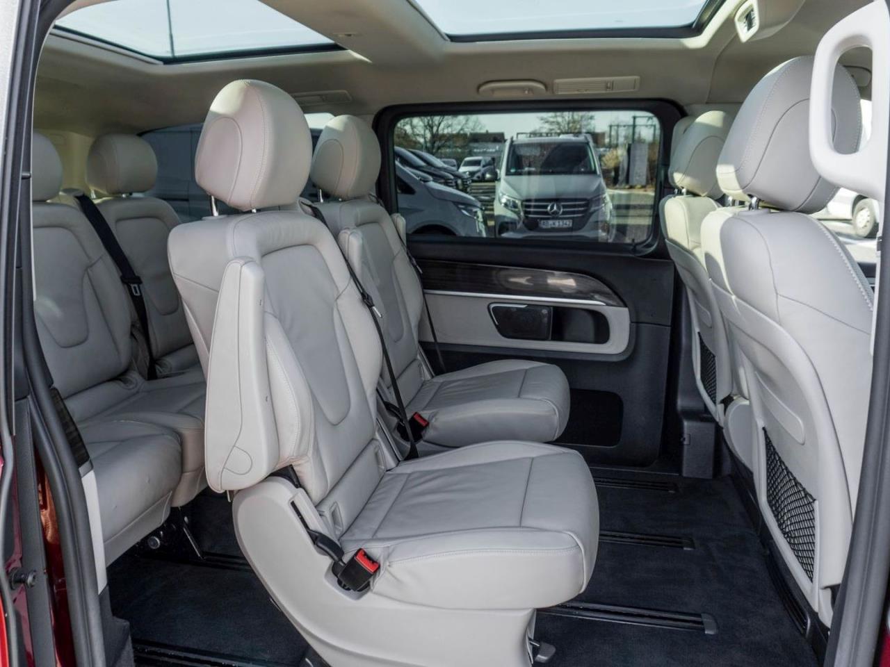 Mercedes-Benz V 300 d Avantgarde Edition Lang Distronic 360 AHK