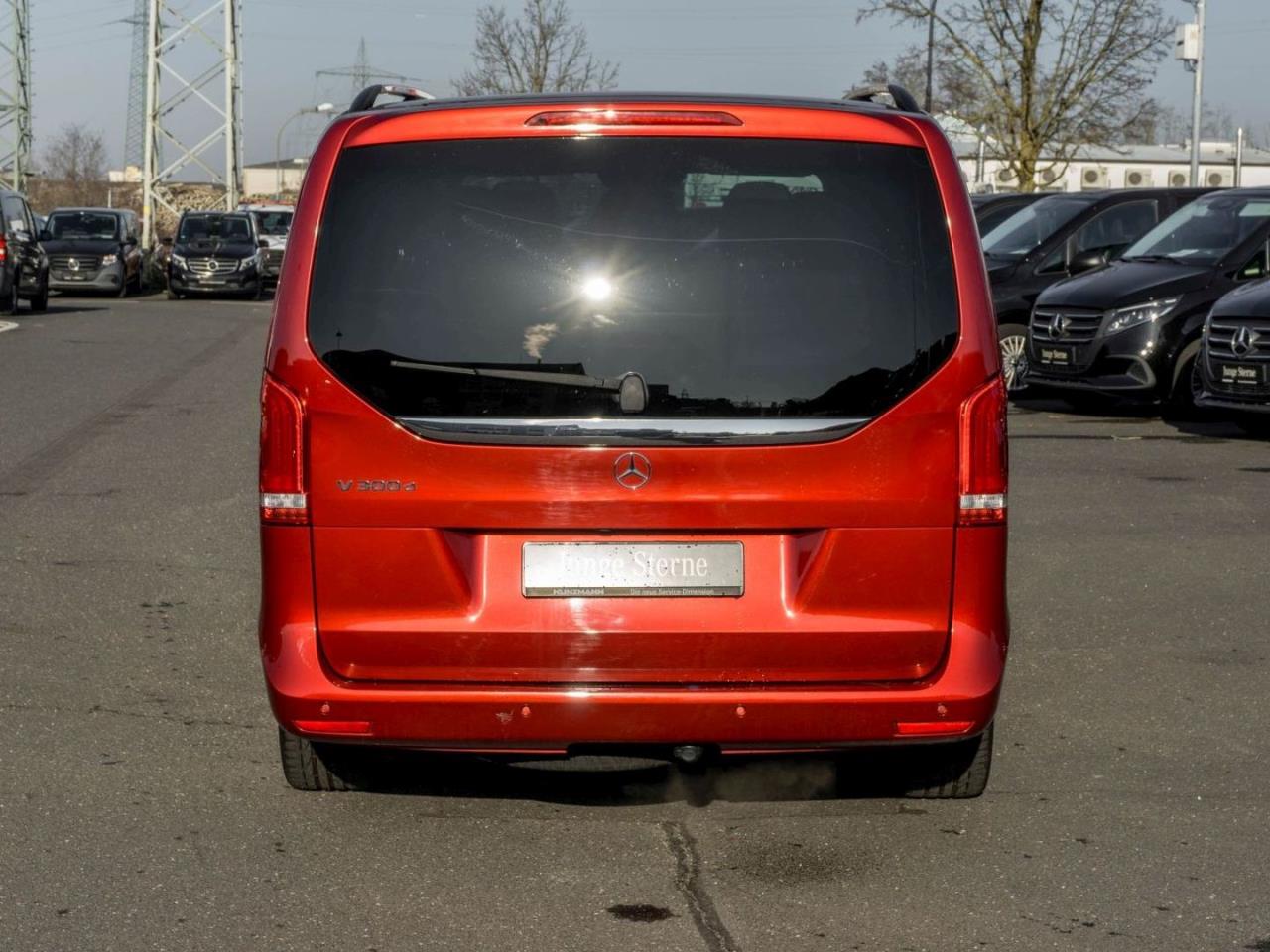 Mercedes-Benz V 300 d Avantgarde Edition Lang Distronic 360 AHK