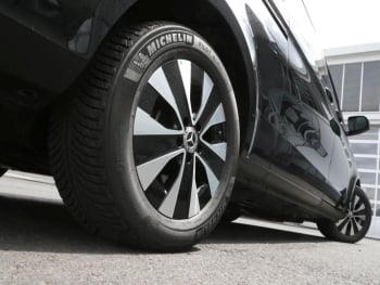 Mercedes-Benz V 300 d AVANTGARDE Extralang MBUX Navi Distronic