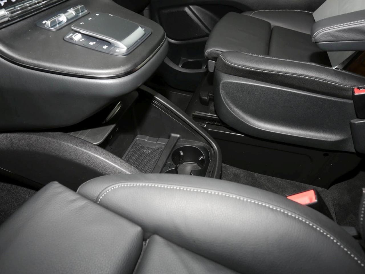 Mercedes-Benz V 300 d AVANTGARDE Extralang Standhzg Distronic Mercedes-Benz V 300 d AVANTGARDE Extralang Standhzg Distronic