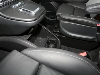 Mercedes-Benz V 300 d AVANTGARDE Extralang Standhzg Distronic Mercedes-Benz V 300 d AVANTGARDE Extralang Standhzg Distronic