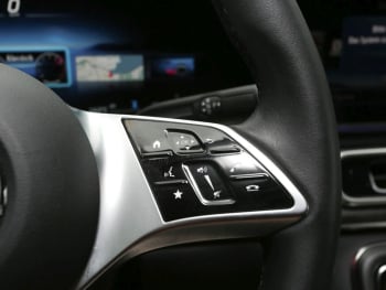 Mercedes-Benz V 300 d AVANTGARDE Extralang Standhzg Distronic Mercedes-Benz V 300 d AVANTGARDE Extralang Standhzg Distronic