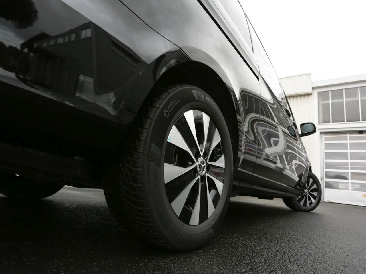 Mercedes-Benz V 300 d AVANTGARDE Extralang Standhzg Distronic