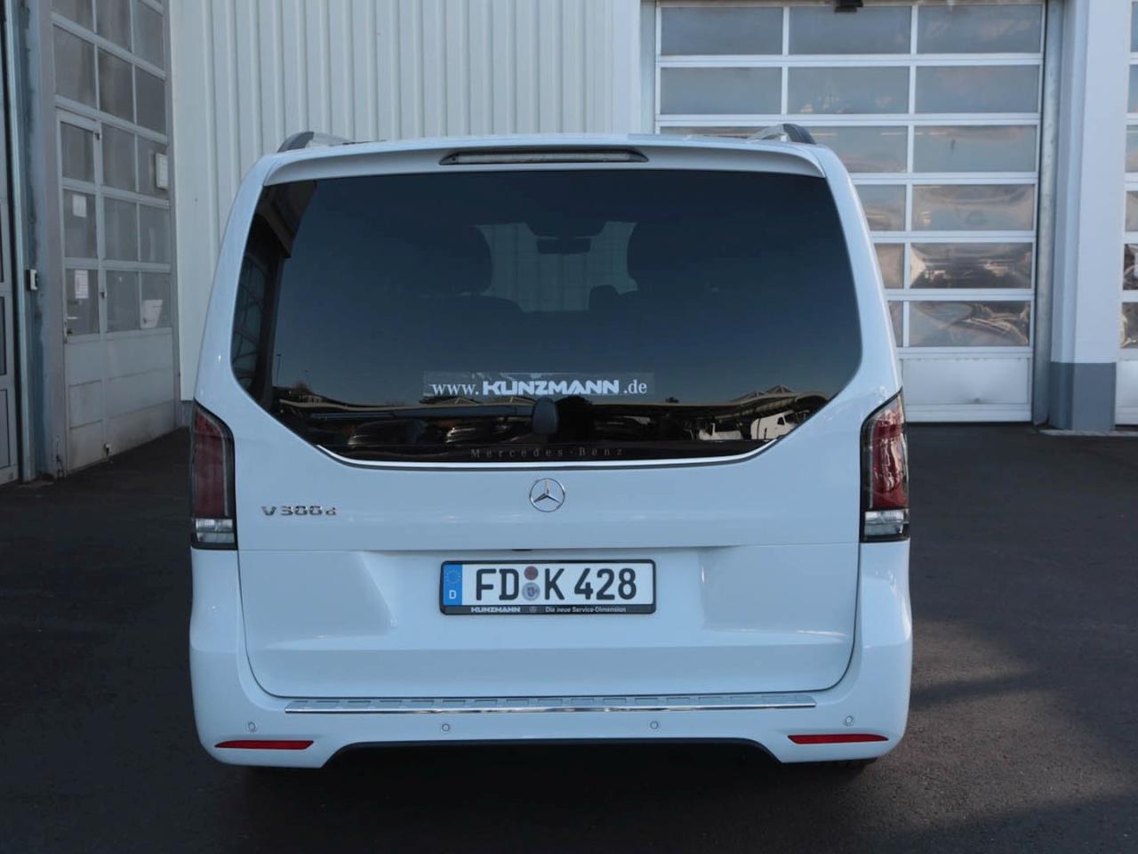 Mercedes-Benz V 300 d AVANTGARDE Lang AMG Night Distronic 360°