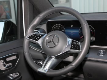 Mercedes-Benz V 300 d Avantgarde lang AMG Night Distronic 360°