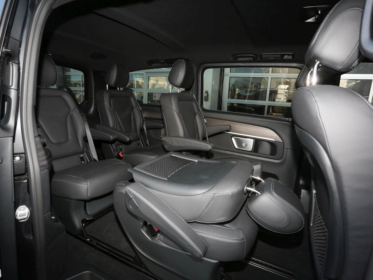 Mercedes-Benz V 300 d AVANTGARDE Lang MBUX Distronic Burmester