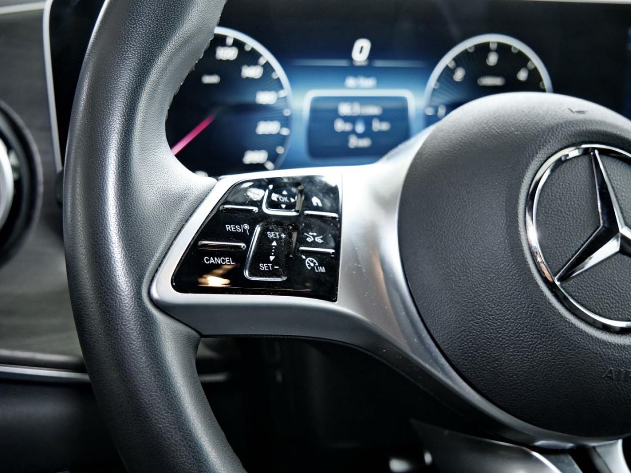 Mercedes-Benz V 300 d AVANTGARDE Lang Navi Distronic AHK