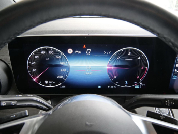 Mercedes-Benz V 300 d AVANTGARDE Lang Navi Distronic AHK