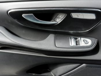 Mercedes-Benz V 300 d AVANTGARDE Lang Navi Standhzg 360° AHK