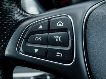 Mercedes-Benz V 300 d Edition lang MBUX Navi AHK Kamera Easy-P