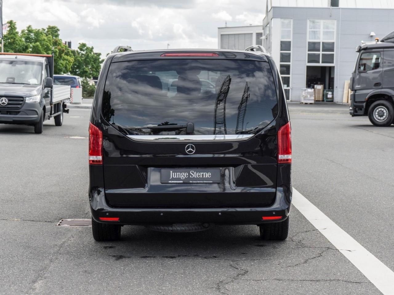 Mercedes-Benz V 300 d Edition lang MBUX Navi AHK Kamera Easy-P