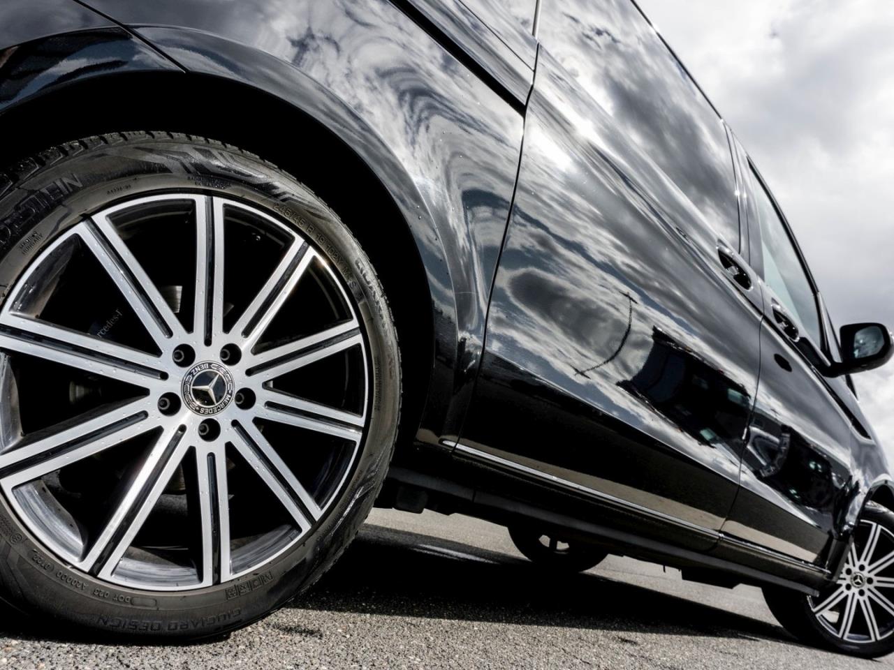 Mercedes-Benz V 300 d Edition lang MBUX Navi AHK Kamera Easy-P