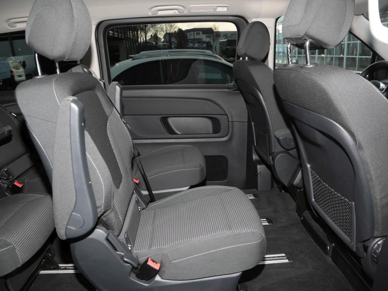 Mercedes-Benz V 300 d lang Style Distronic Easy Pack 360°