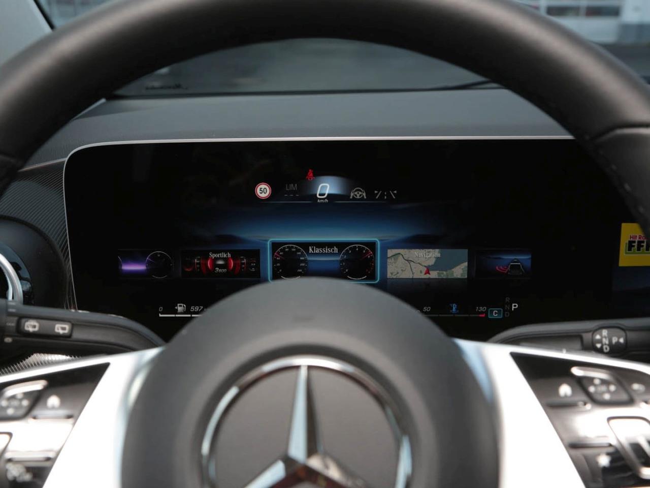 Mercedes-Benz V 300 d lang Style Distronic Easy Pack 360°