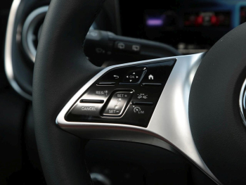 Mercedes-Benz V 300 d lang Style Distronic Easy Pack 360°